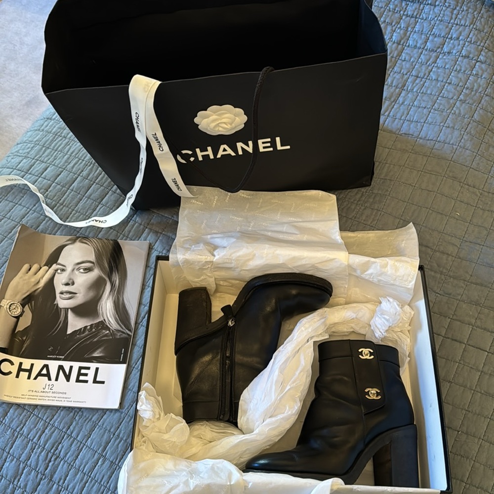 Chanel turn lock boots 38.5